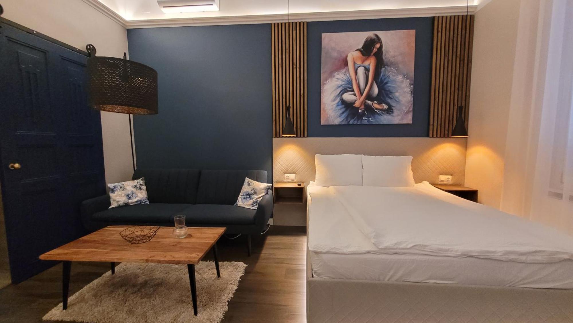 Glamour Apartman Дьюла Екстер'єр фото