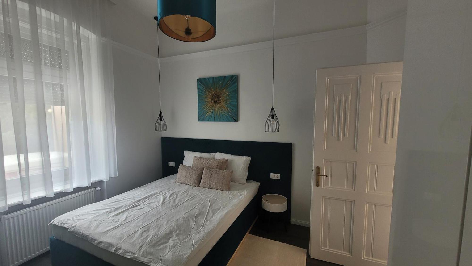 Glamour Apartman Дьюла Екстер'єр фото