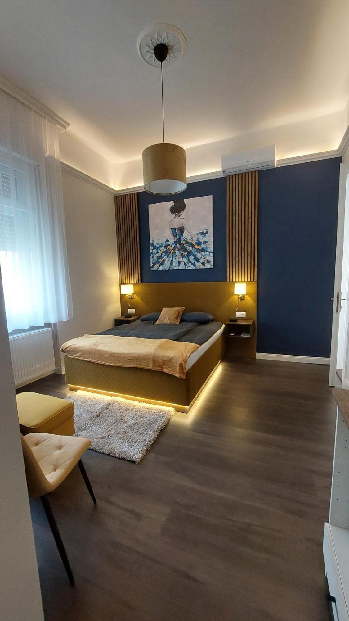 Glamour Apartman Дьюла Екстер'єр фото